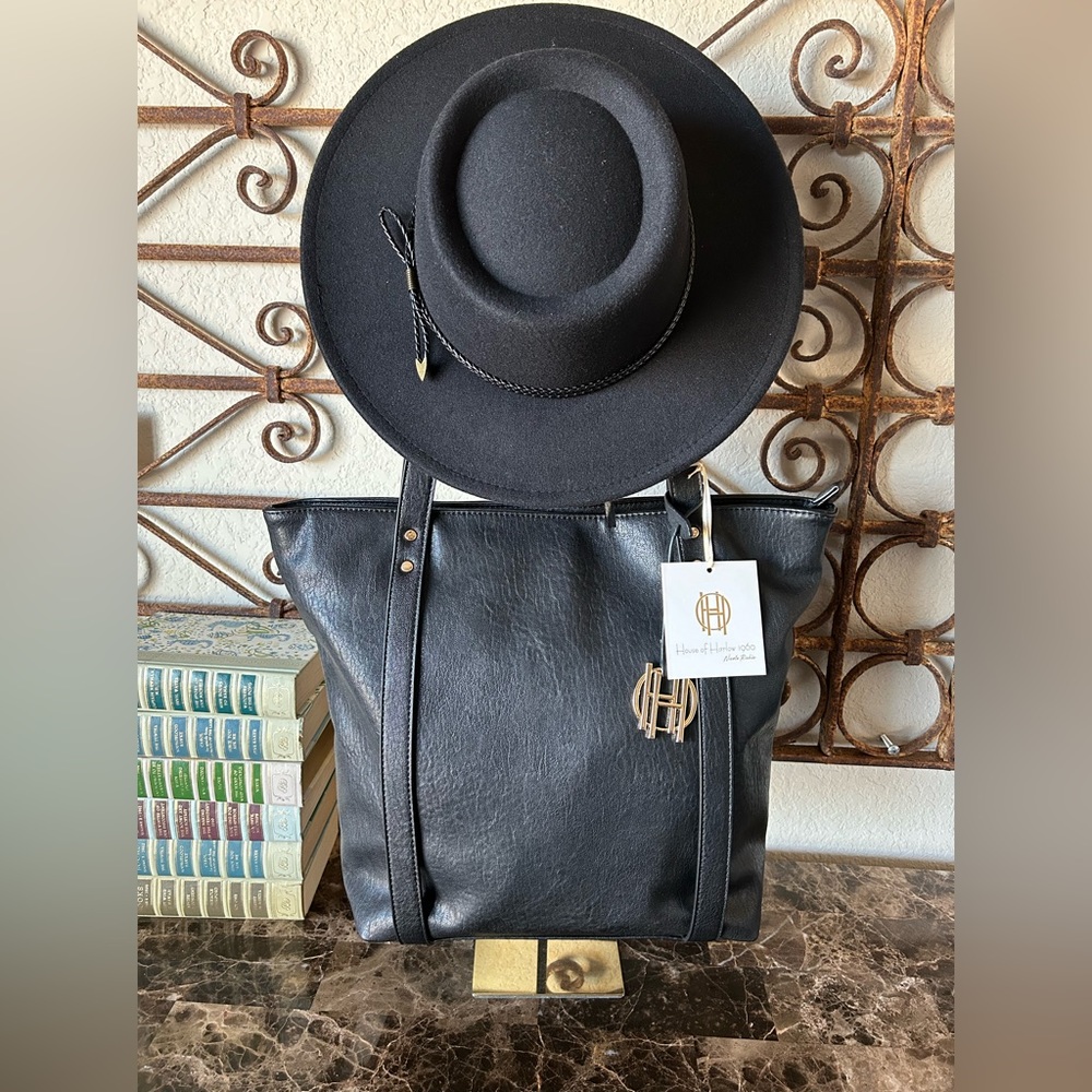 House of Harlow 1960 Black Tote W/Linden Boater Hat